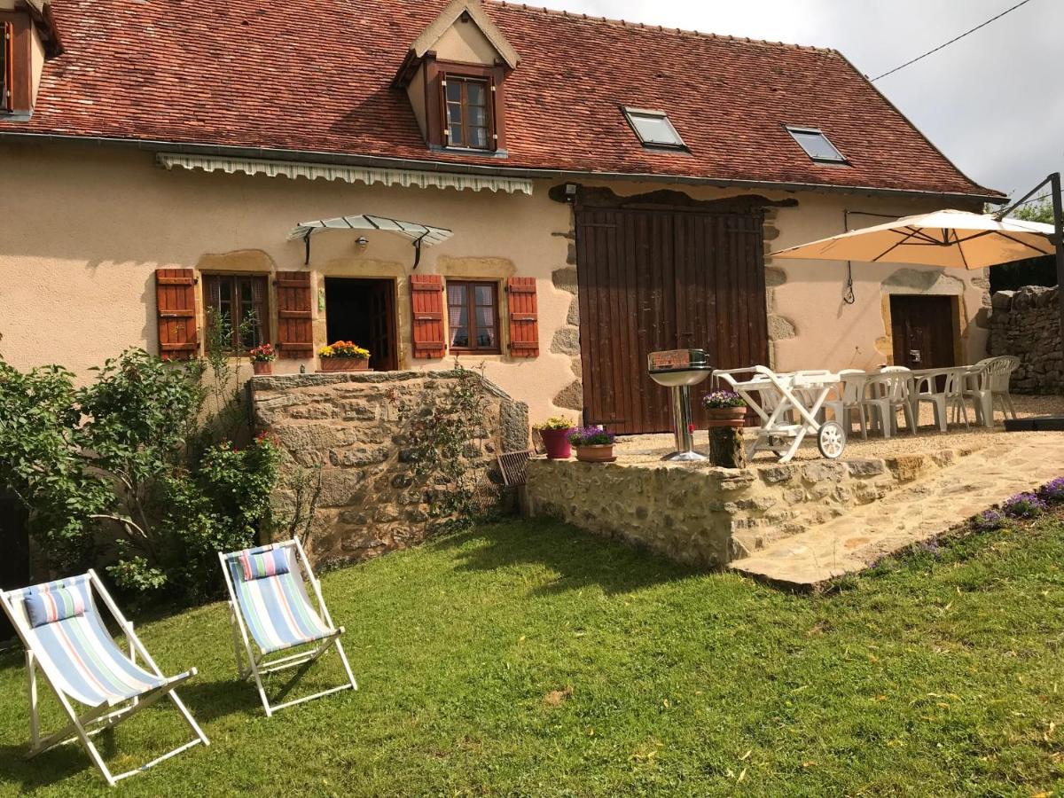 Вілла Gite Le Mur Magnifique Longere Au Bourgogne-Du-Sud Oye Екстер'єр фото
