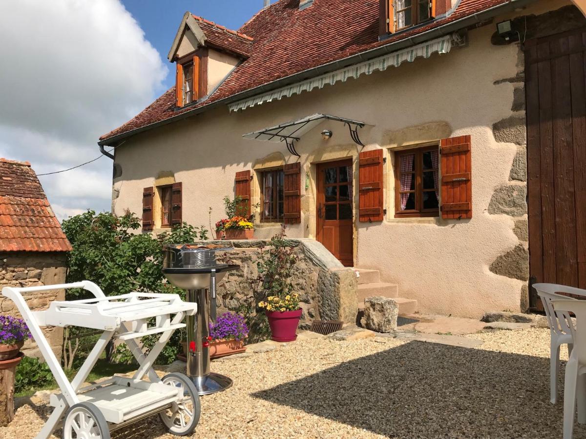 Вілла Gite Le Mur Magnifique Longere Au Bourgogne-Du-Sud Oye Екстер'єр фото